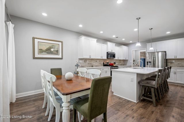 18683 Mila Marie Dr, Louisville, KY 40245