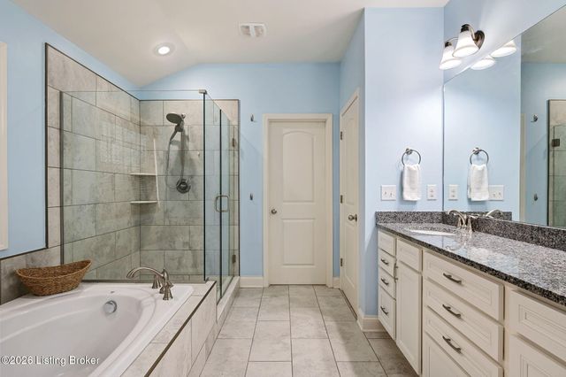 18683 Mila Marie Dr, Louisville, KY 40245