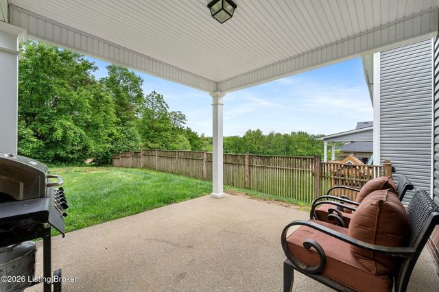 18683 Mila Marie Dr, Louisville, KY 40245