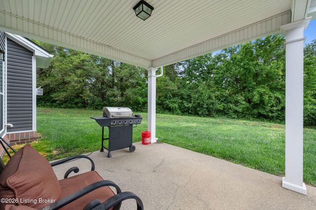 18683 Mila Marie Dr, Louisville, KY 40245