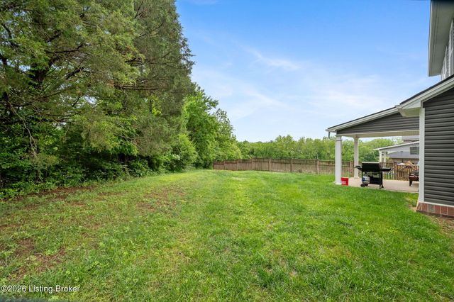 18683 Mila Marie Dr, Louisville, KY 40245