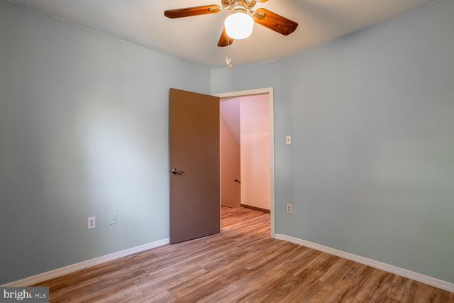 10 BULL RUN RD, Laurel Springs, NJ 08021