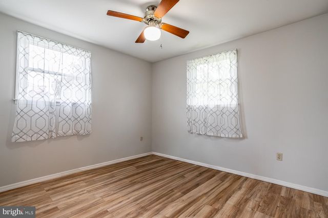 10 BULL RUN RD, Laurel Springs, NJ 08021