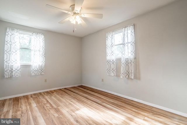 10 BULL RUN RD, Laurel Springs, NJ 08021
