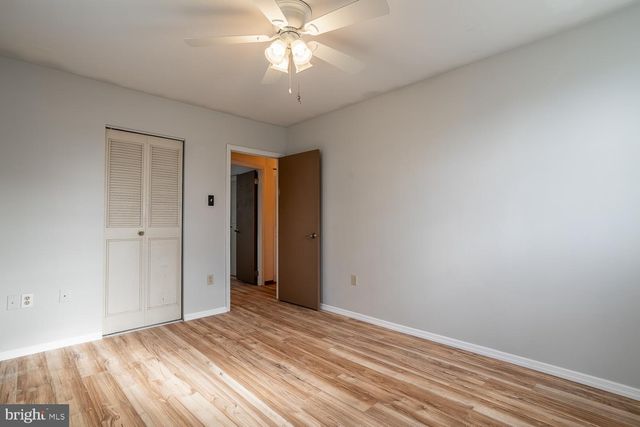 10 BULL RUN RD, Laurel Springs, NJ 08021