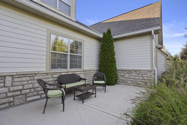 10053 Juliana Circle, Powell, OH 43065