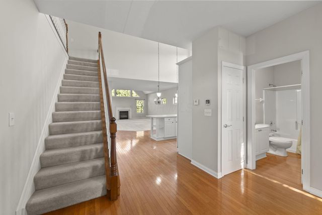 10053 Juliana Circle, Powell, OH 43065