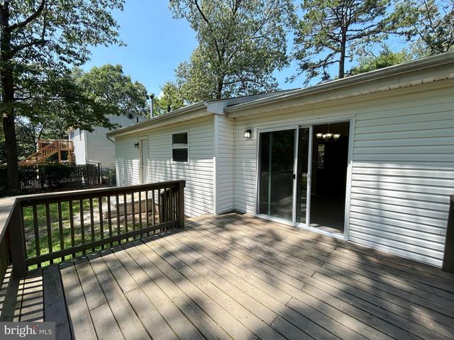 526 VIRGINIA DR, Browns Mills, NJ 08015