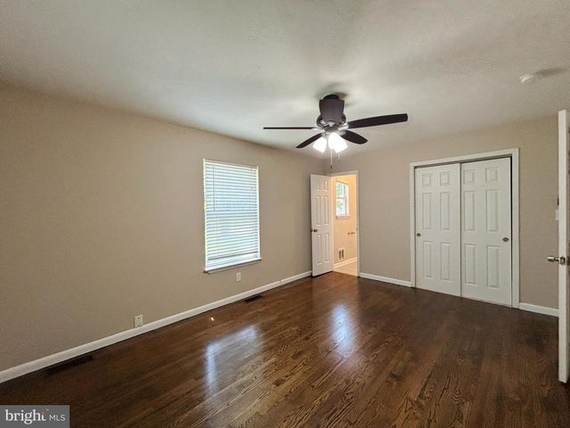 526 VIRGINIA DR, Browns Mills, NJ 08015