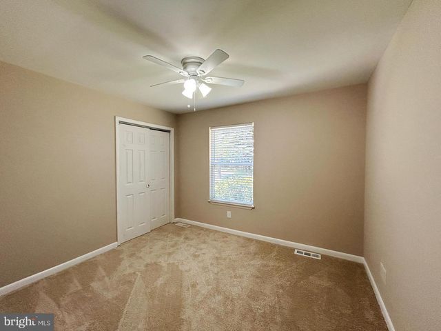 526 VIRGINIA DR, Browns Mills, NJ 08015