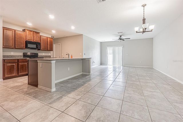 17009 PEACEFUL VALLEY DRIVE, Wimauma, FL 33598