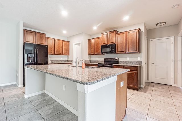 17009 PEACEFUL VALLEY DRIVE, Wimauma, FL 33598