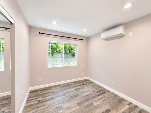 7645 Amestoy, Lake Balboa, CA 91406