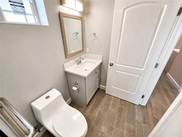 7645 Amestoy, Lake Balboa, CA 91406