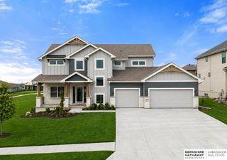5417 N 191st Avenue, Elkhorn, NE 68022