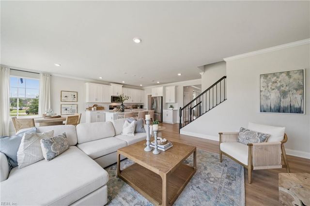 321 Riverview RD, Chesapeake, VA 23322