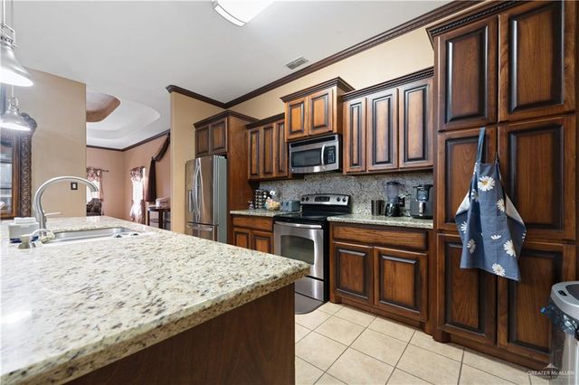 7889 W Military Road, Mission, TX 78572