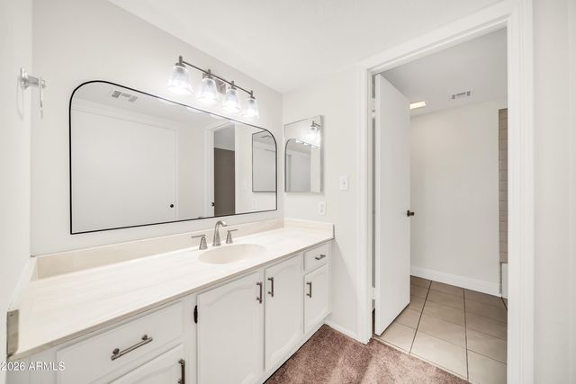 8302 N 21ST Drive L201, Phoenix, AZ 85021