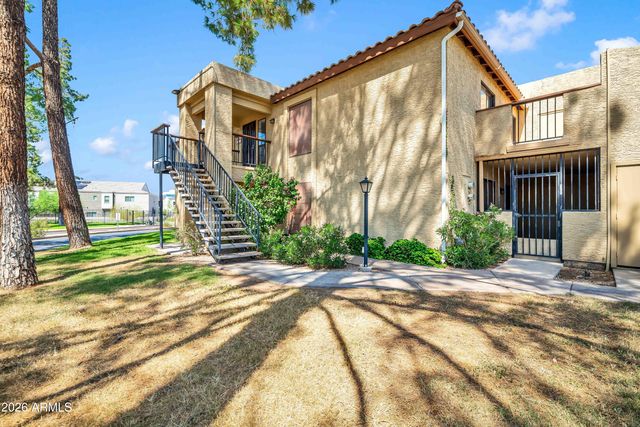 8302 N 21ST Drive L201, Phoenix, AZ 85021