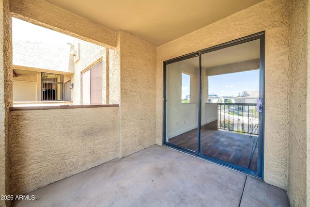 8302 N 21ST Drive L201, Phoenix, AZ 85021