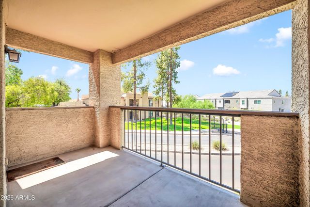 8302 N 21ST Drive L201, Phoenix, AZ 85021