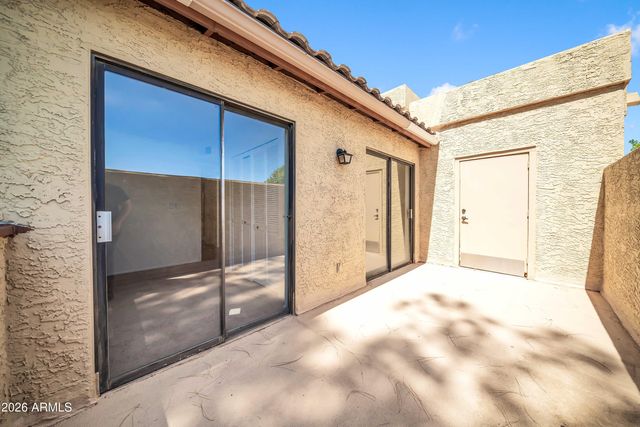 8302 N 21ST Drive L201, Phoenix, AZ 85021