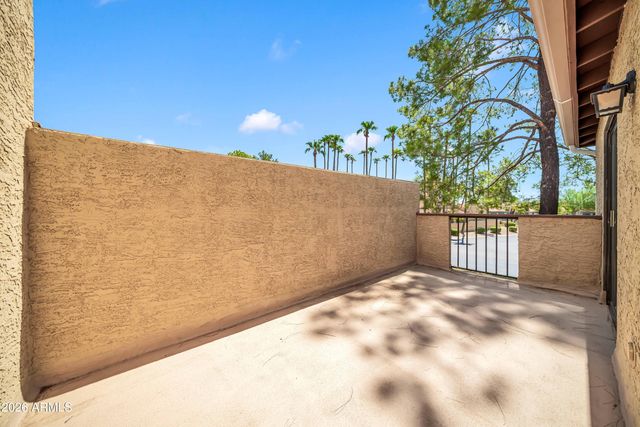 8302 N 21ST Drive L201, Phoenix, AZ 85021