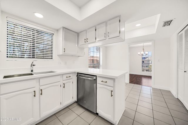 8302 N 21ST Drive L201, Phoenix, AZ 85021
