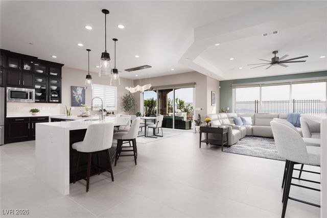 294 Lindura Court, Las Vegas, NV 89138