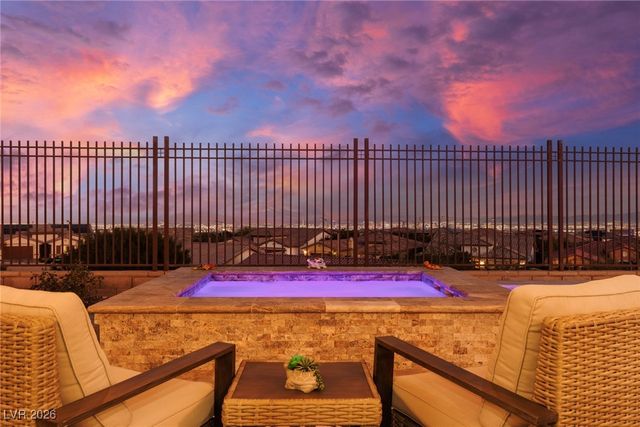 294 Lindura Court, Las Vegas, NV 89138