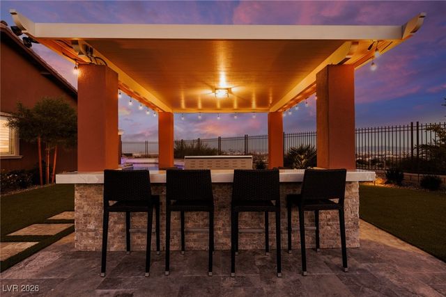 294 Lindura Court, Las Vegas, NV 89138