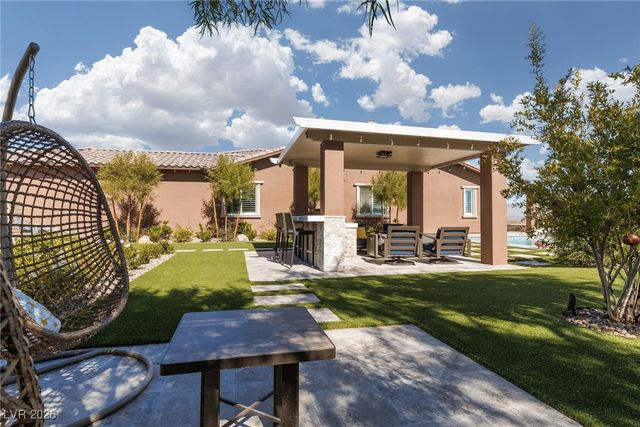 294 Lindura Court, Las Vegas, NV 89138