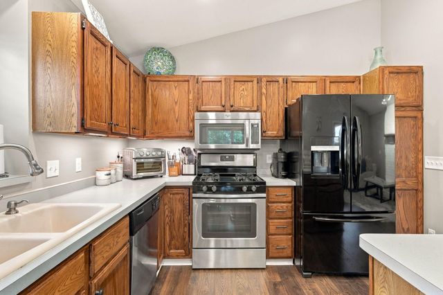 7163 158th Street W, Apple Valley, MN 55124