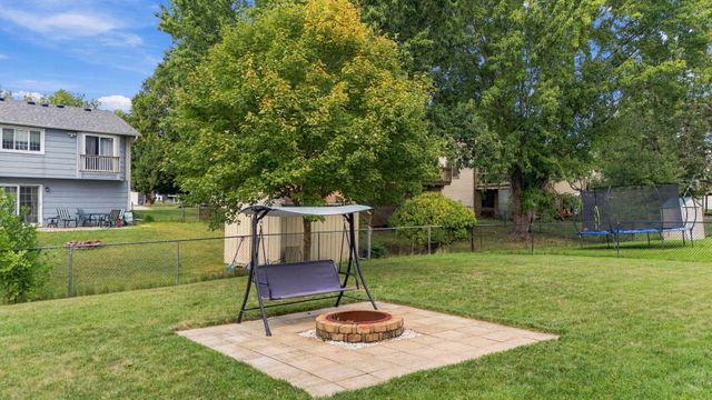 7163 158th Street W, Apple Valley, MN 55124