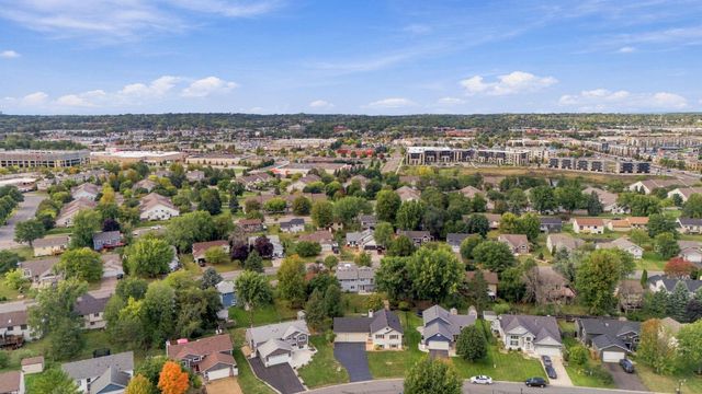 7163 158th Street W, Apple Valley, MN 55124