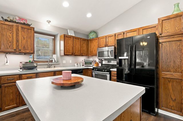 7163 158th Street W, Apple Valley, MN 55124