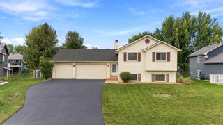 7163 158th Street W, Apple Valley, MN 55124