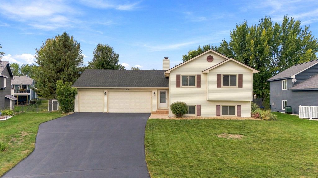 7163 158th Street W, Apple Valley, MN 55124 — exterior