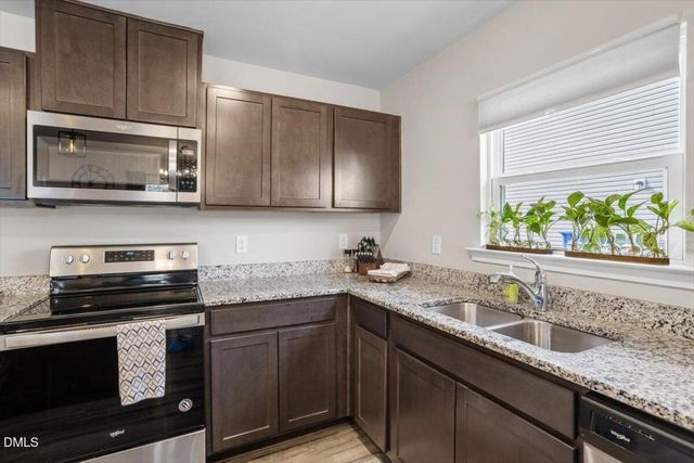 1060 Kafka Drive, Fuquay Varina, NC 27526