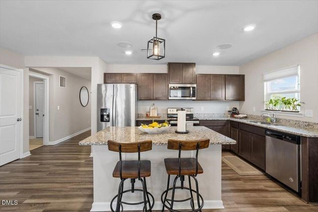 1060 Kafka Drive, Fuquay Varina, NC 27526