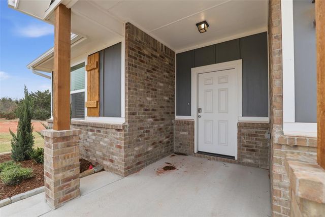 597 Stella Trail, Guthrie, OK 73044