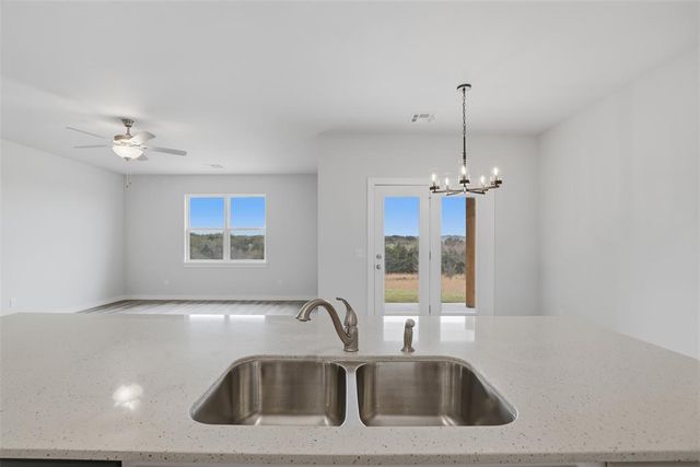 597 Stella Trail, Guthrie, OK 73044