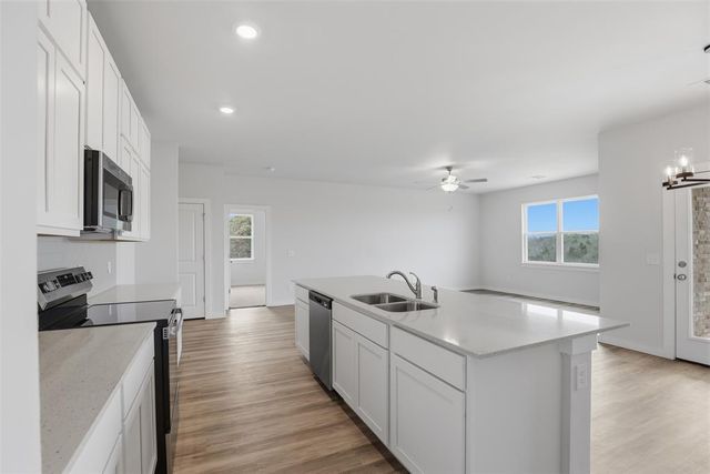 597 Stella Trail, Guthrie, OK 73044