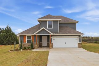 597 Stella Trail, Guthrie, OK 73044