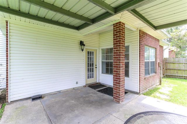4505 Shelly Lane, Lake Charles, LA 70605