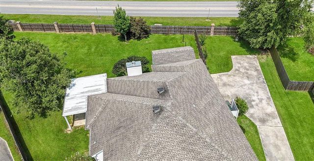 4505 Shelly Lane, Lake Charles, LA 70605