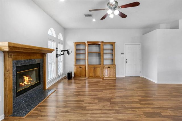 4505 Shelly Lane, Lake Charles, LA 70605