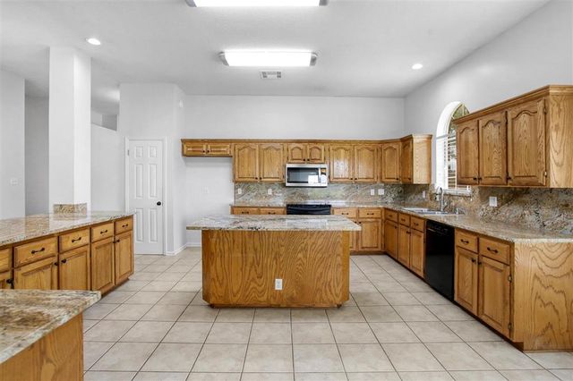 4505 Shelly Lane, Lake Charles, LA 70605