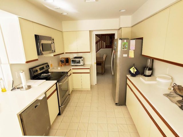 21742 Club Villa Terrace, Boca Raton, FL 33433