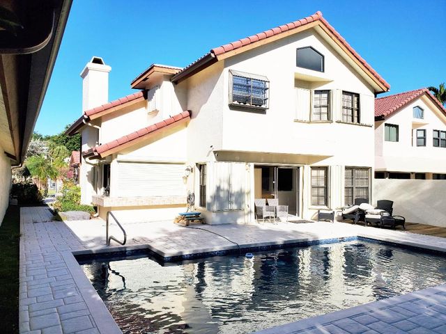 21742 Club Villa Terrace, Boca Raton, FL 33433